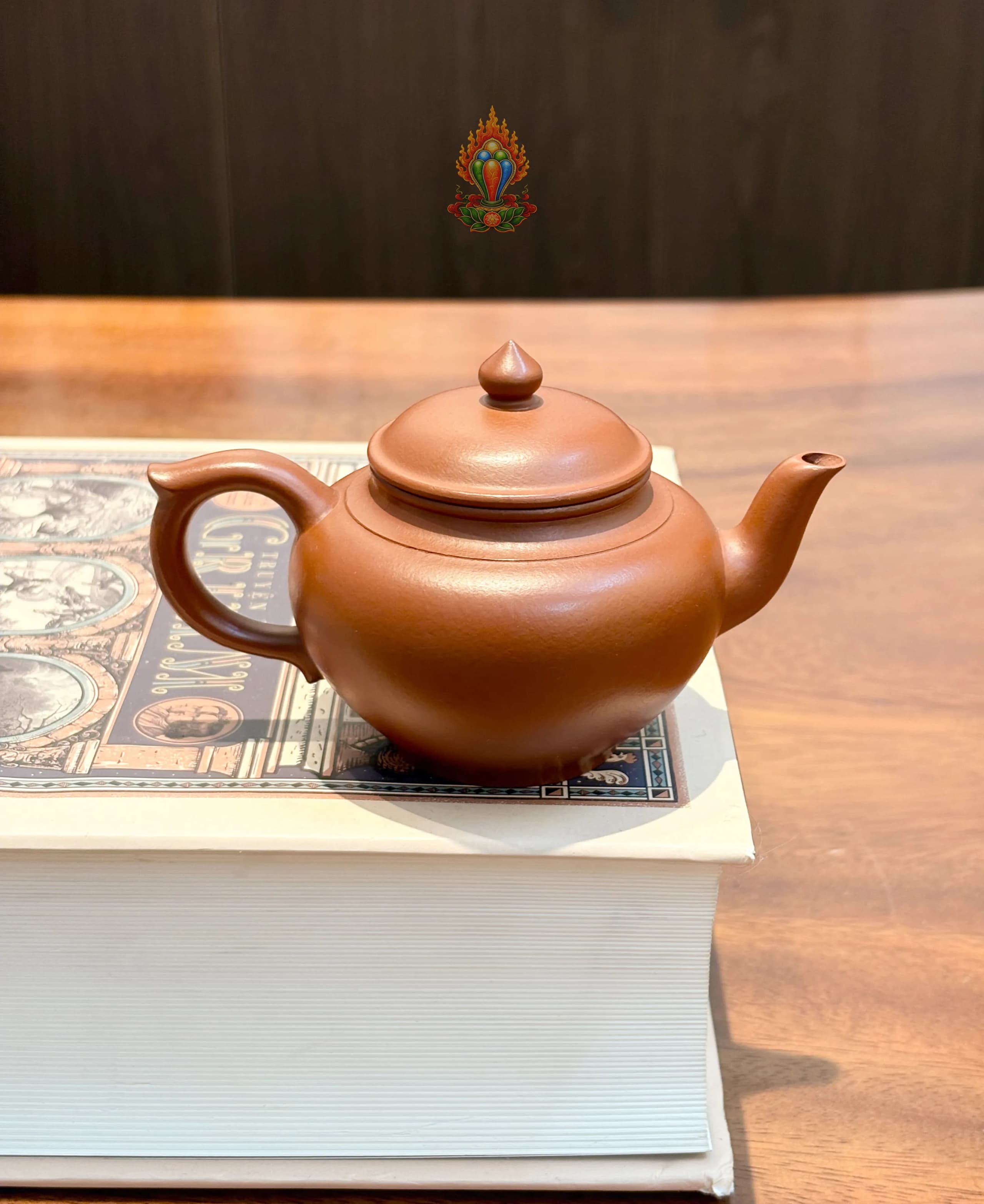 ẤM TRÀ TỬ SA CHU NÊ DÁNG TIẾU ANH ( 140ml)